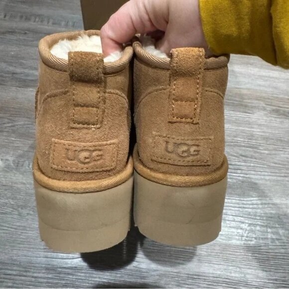 UGG Australia Classic Ultra Mini Platform Boots - Picture 2 of 8